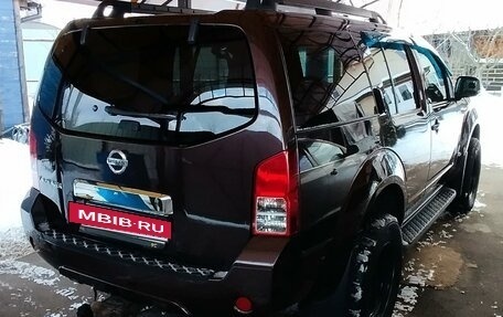 Nissan Pathfinder, 2010 год, 1 350 000 рублей, 23 фотография