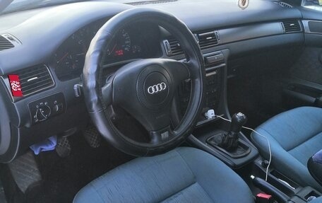 Audi A6, 1998 год, 550 000 рублей, 1 фотография