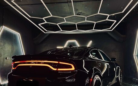 Dodge Charger, 2016 год, 3 799 990 рублей, 2 фотография