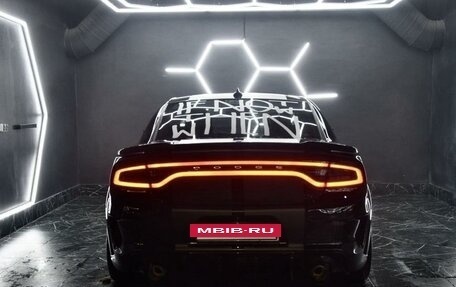 Dodge Charger, 2016 год, 3 799 990 рублей, 10 фотография