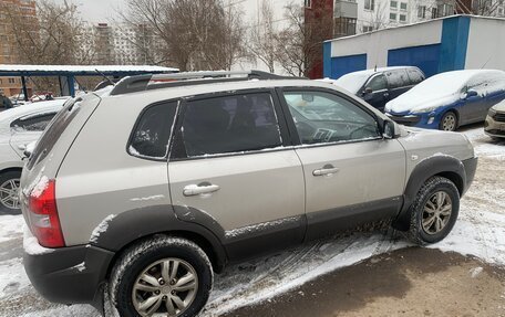 Hyundai Tucson III, 2008 год, 800 000 рублей, 6 фотография