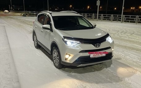 Toyota RAV4, 2018 год, 2 420 000 рублей, 27 фотография