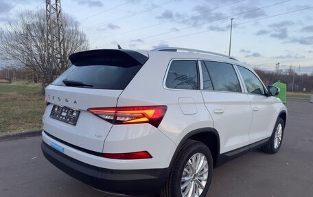 Skoda Kodiaq, 2024 год, 5 200 000 рублей, 5 фотография