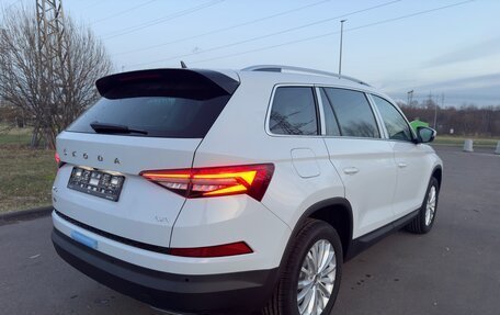 Skoda Kodiaq, 2024 год, 5 200 000 рублей, 38 фотография