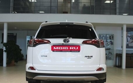 Toyota RAV4, 2018 год, 2 295 000 рублей, 5 фотография