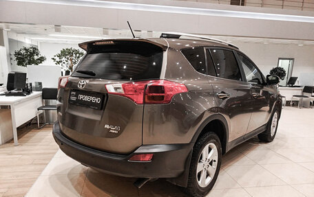 Toyota RAV4, 2014 год, 2 130 000 рублей, 6 фотография