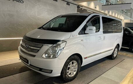 Hyundai Grand Starex Grand Starex I рестайлинг 2, 2012 год, 1 649 000 рублей, 3 фотография