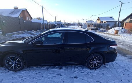 Toyota Camry, 2021 год, 3 670 000 рублей, 6 фотография