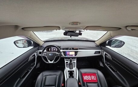 Geely Atlas I, 2018 год, 1 700 000 рублей, 8 фотография