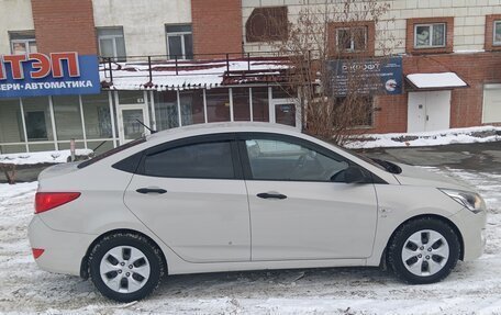 Hyundai Solaris II рестайлинг, 2014 год, 960 000 рублей, 8 фотография