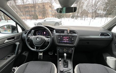 Volkswagen Tiguan II, 2019 год, 3 550 000 рублей, 19 фотография