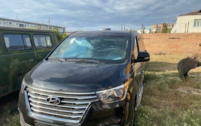 Hyundai Grand Starex Grand Starex I рестайлинг 2, 2019 год, 4 000 000 рублей, 1 фотография