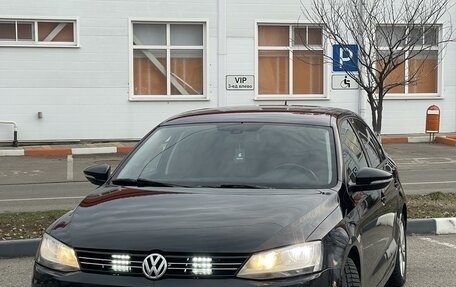 Volkswagen Jetta VI, 2011 год, 1 270 000 рублей, 3 фотография