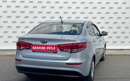 KIA Rio III рестайлинг, 2015 год, 930 000 рублей, 3 фотография