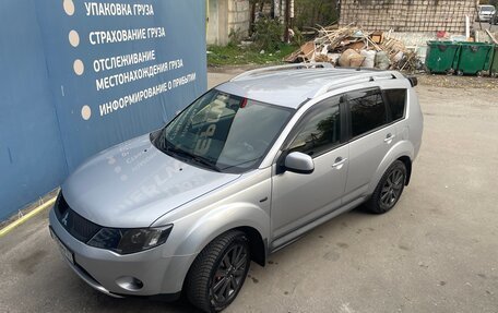 Mitsubishi Outlander III рестайлинг 3, 2008 год, 1 500 000 рублей, 1 фотография