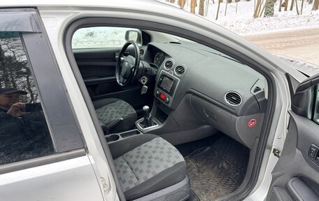 Ford Focus II рестайлинг, 2005 год, 420 000 рублей, 11 фотография