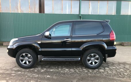 Toyota Land Cruiser Prado 120 рестайлинг, 2006 год, 2 200 000 рублей, 7 фотография