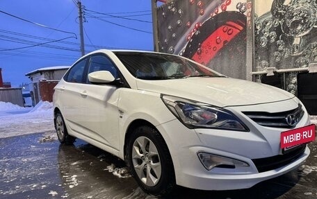 Hyundai Solaris II рестайлинг, 2014 год, 1 190 000 рублей, 2 фотография