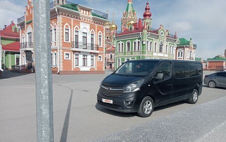 Opel Vivaro B, 2017 год, 2 161 000 рублей, 8 фотография