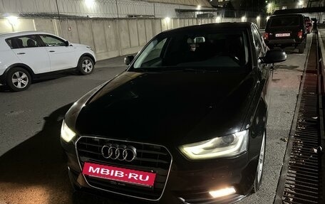 Audi A4, 2013 год, 1 350 000 рублей, 2 фотография