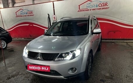 Mitsubishi Outlander III рестайлинг 3, 2008 год, 1 500 000 рублей, 14 фотография