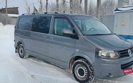 Volkswagen Transporter T5 рестайлинг, 2010 год, 1 950 000 рублей, 2 фотография