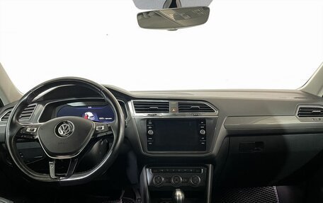 Volkswagen Tiguan II, 2018 год, 2 429 000 рублей, 11 фотография