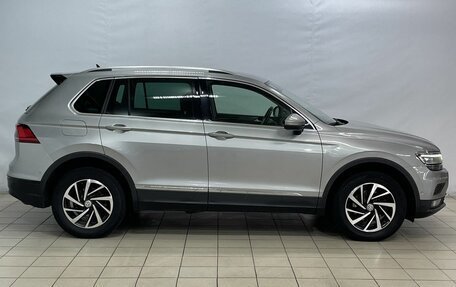 Volkswagen Tiguan II, 2018 год, 2 429 000 рублей, 8 фотография