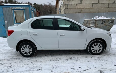 Renault Logan II, 2018 год, 620 000 рублей, 5 фотография