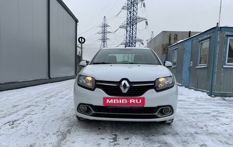 Renault Logan II, 2018 год, 620 000 рублей, 2 фотография