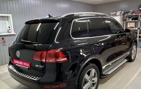 Volkswagen Touareg III, 2010 год, 2 500 000 рублей, 2 фотография