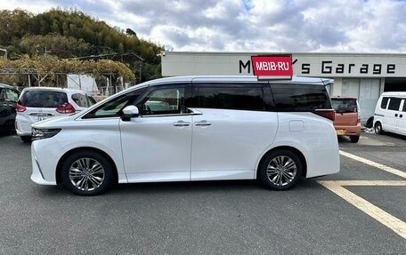 Toyota Alphard, 2024 год, 7 450 000 рублей, 5 фотография