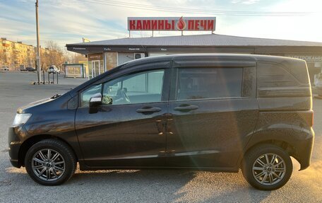 Honda Freed I, 2012 год, 1 150 000 рублей, 2 фотография