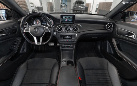 Mercedes-Benz GLA, 2015 год, 2 500 000 рублей, 9 фотография