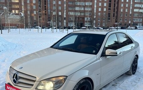 Mercedes-Benz C-Класс, 2010 год, 1 200 000 рублей, 2 фотография