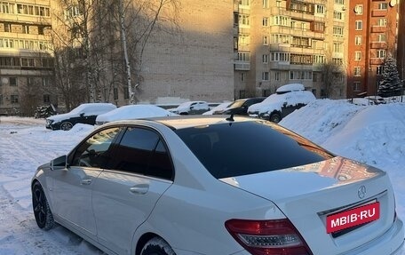 Mercedes-Benz C-Класс, 2010 год, 1 200 000 рублей, 4 фотография