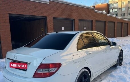 Mercedes-Benz C-Класс, 2010 год, 1 200 000 рублей, 6 фотография