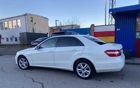 Mercedes-Benz E-Класс, 2012 год, 2 350 000 рублей, 3 фотография