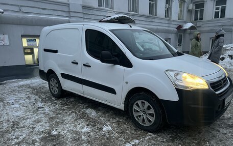 Peugeot Partner II рестайлинг 2, 2017 год, 940 000 рублей, 9 фотография