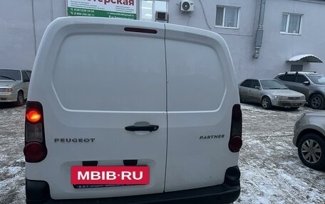 Peugeot Partner II рестайлинг 2, 2017 год, 940 000 рублей, 7 фотография