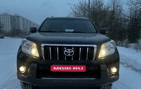 Toyota Land Cruiser Prado 150 рестайлинг 2, 2009 год, 4 850 000 рублей, 2 фотография