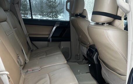 Toyota Land Cruiser Prado 150 рестайлинг 2, 2009 год, 4 850 000 рублей, 17 фотография