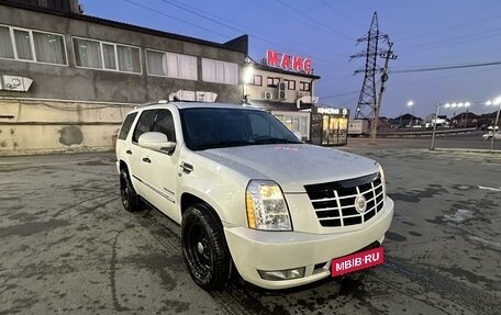 Cadillac Escalade III, 2010 год, 2 100 000 рублей, 4 фотография