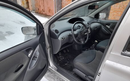 Toyota Yaris I рестайлинг, 2003 год, 299 000 рублей, 13 фотография