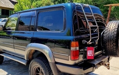 Toyota Land Cruiser 80 рестайлинг, 1995 год, 2 800 000 рублей, 2 фотография