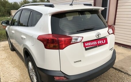 Toyota RAV4, 2014 год, 2 550 000 рублей, 4 фотография