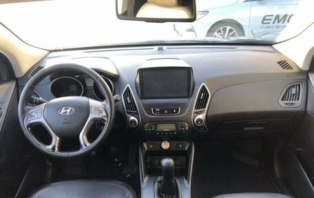 Hyundai ix35 I рестайлинг, 2010 год, 1 107 000 рублей, 10 фотография