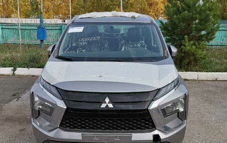 Mitsubishi Xpander, 2023 год, 3 000 000 рублей, 5 фотография