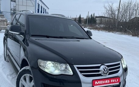 Volkswagen Touareg III, 2007 год, 1 450 000 рублей, 2 фотография