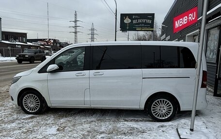 Mercedes-Benz V-Класс, 2015 год, 3 500 000 рублей, 3 фотография